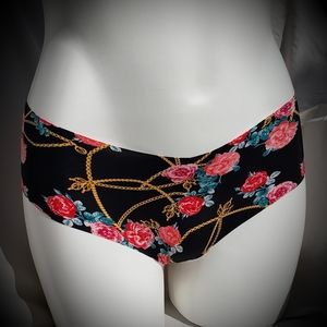 VS No Show Hip-Hugger